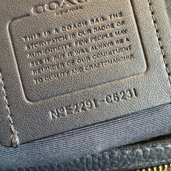 Coach dark blue Leather Women's Bag - Picture 7 of 11